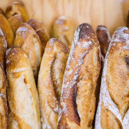 Zoom baguette tradition dans la boulangerie pâtisserie Maison Fortin